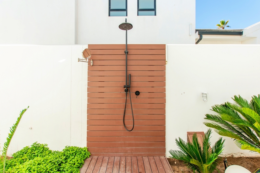 4 Bedroom Property for Sale in Shelley Point Western Cape
